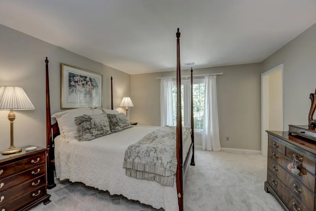 145 Woodchase Court Ne, Atlanta, Georgia 30319, 3 Bedrooms Bedrooms, ,3 BathroomsBathrooms,Residential,Sold,145 Woodchase Court Ne,5883481