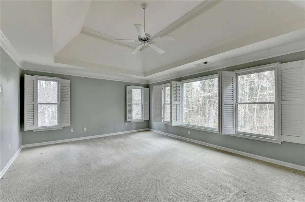 10 Carrington Way Ne, Atlanta, Georgia 30328, 3 Bedrooms Bedrooms, ,2 BathroomsBathrooms,Residential,For Sale,10 Carrington Way Ne,7722452
