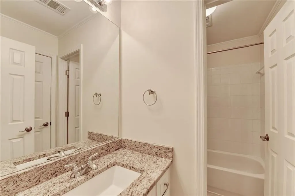 10 Carrington Way Ne, Atlanta, Georgia 30328, 3 Bedrooms Bedrooms, ,2 BathroomsBathrooms,Residential,For Sale,10 Carrington Way Ne,7722452