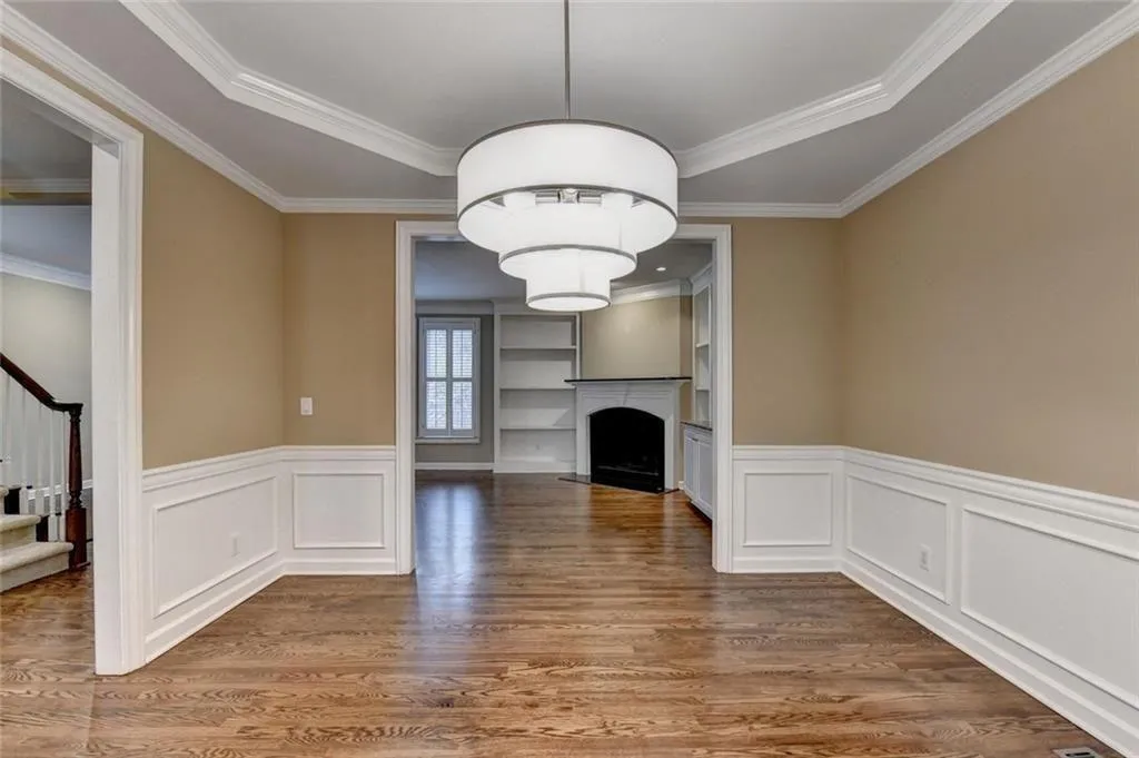 10 Carrington Way Ne, Atlanta, Georgia 30328, 3 Bedrooms Bedrooms, ,2 BathroomsBathrooms,Residential,For Sale,10 Carrington Way Ne,7722452