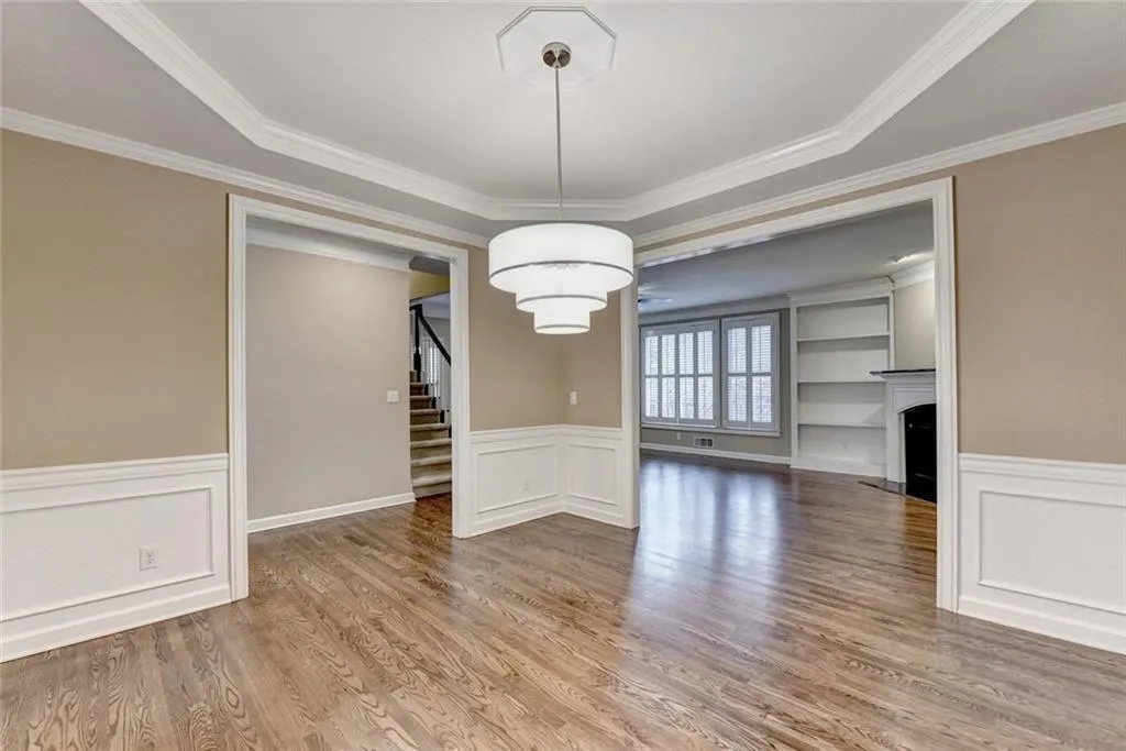 10 Carrington Way Ne, Atlanta, Georgia 30328, 3 Bedrooms Bedrooms, ,2 BathroomsBathrooms,Residential,For Sale,10 Carrington Way Ne,7722452