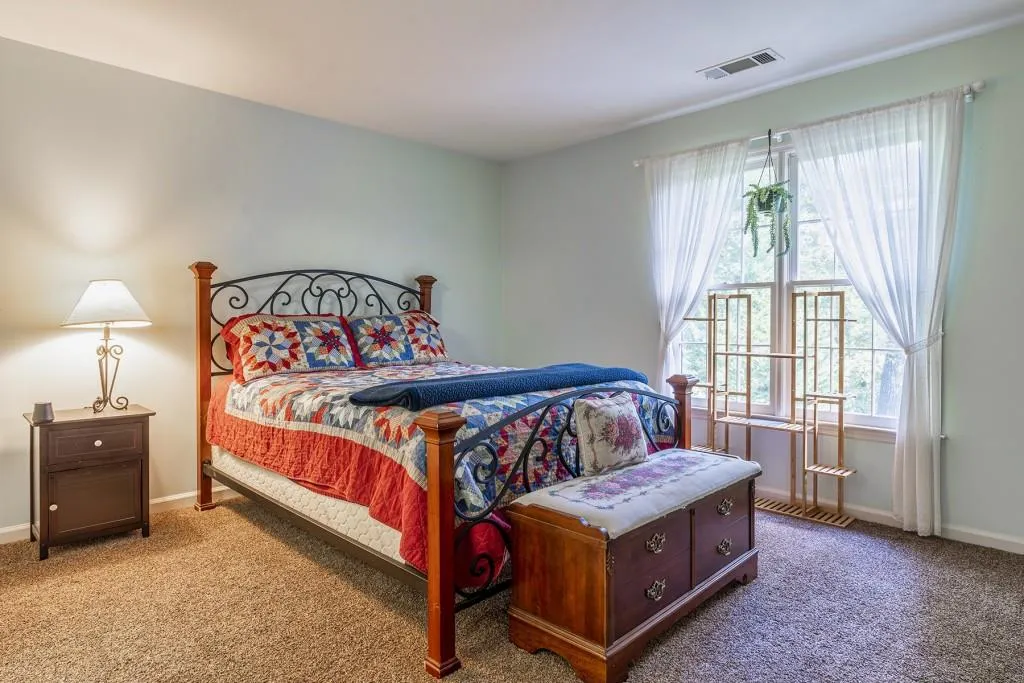264 Spalding Gates Drive, Atlanta, Georgia 30328, 5 Bedrooms Bedrooms, ,3 BathroomsBathrooms,Residential,Sold,264 Spalding Gates Drive,6960342