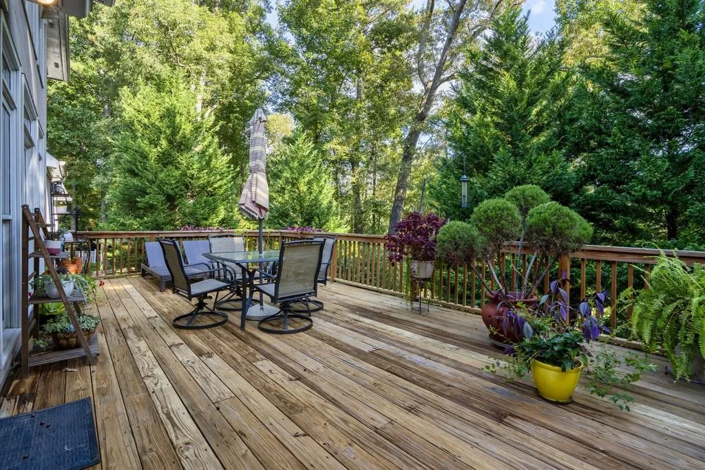 264 Spalding Gates Drive, Atlanta, Georgia 30328, 5 Bedrooms Bedrooms, ,3 BathroomsBathrooms,Residential,Sold,264 Spalding Gates Drive,6960342