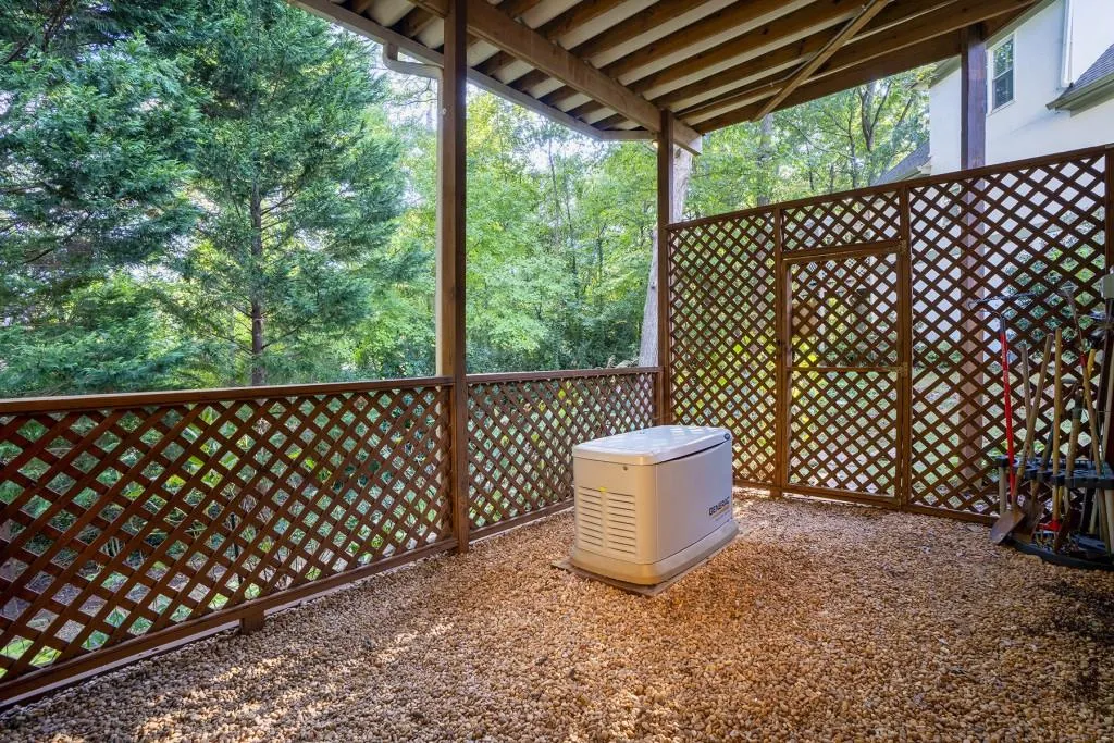 264 Spalding Gates Drive, Atlanta, Georgia 30328, 5 Bedrooms Bedrooms, ,3 BathroomsBathrooms,Residential,Sold,264 Spalding Gates Drive,6960342