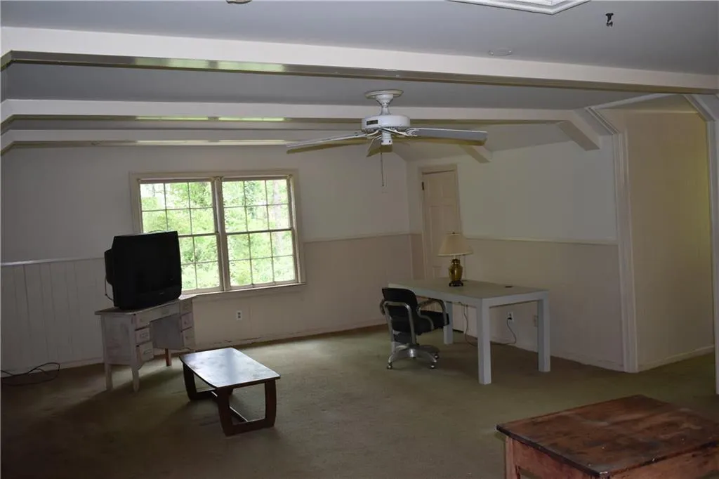 705 Old Post Road, Sandy Springs, Georgia 30328, 4 Bedrooms Bedrooms, ,3 BathroomsBathrooms,Residential,Sold,705 Old Post Road,6873986