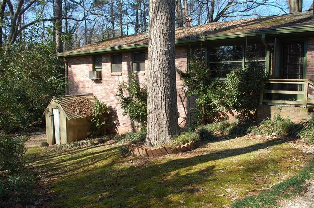 487 Pine Haven Lane Ne, Sandy Springs, Georgia 30342, 3 Bedrooms Bedrooms, ,2 BathroomsBathrooms,Residential,Sold,487 Pine Haven Lane Ne,6126734