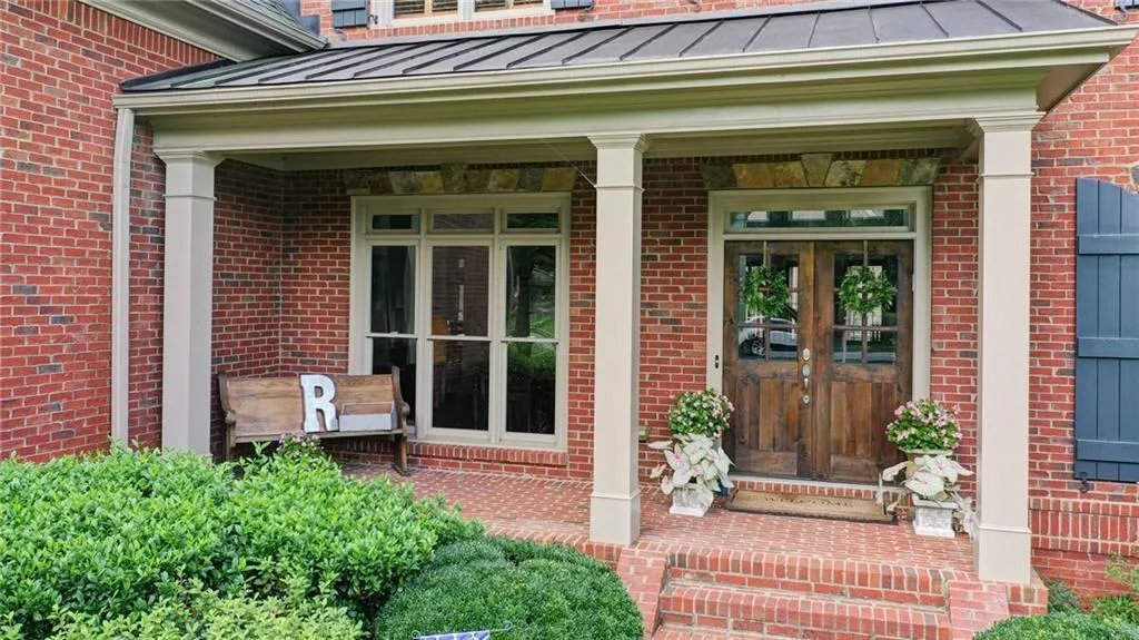 420 Meadow Gate Close, Atlanta, Georgia 30350, 6 Bedrooms Bedrooms, ,5 BathroomsBathrooms,Residential,Sold,420 Meadow Gate Close,6795923