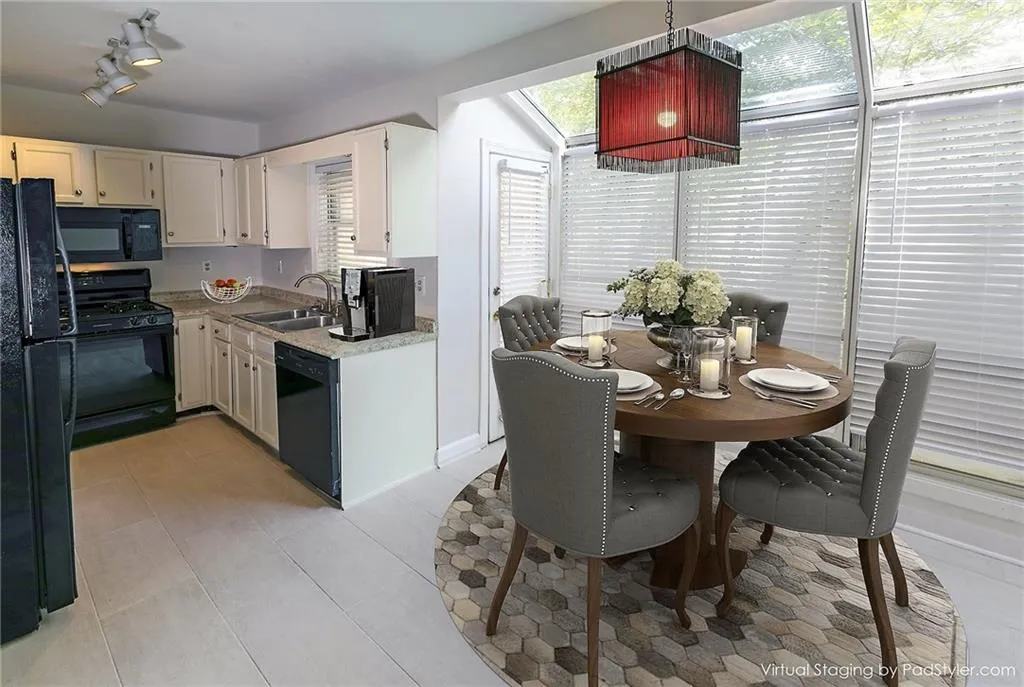 7500 Roswell Road Unit 112, Sandy Springs, Georgia 30350, 2 Bedrooms Bedrooms, ,2 BathroomsBathrooms,Residential,Sold,7500 Roswell Road Unit 112,6601596