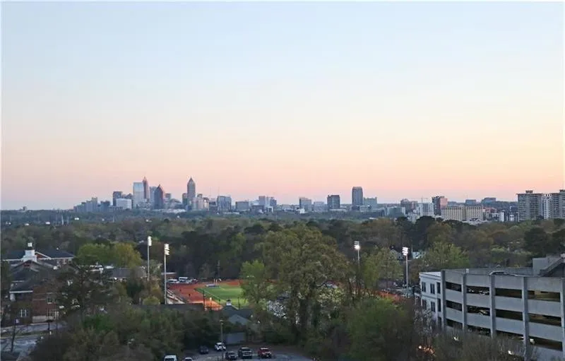 250 Pharr Road Ne Unit 607, Atlanta, Georgia 30305, 1 Bedroom Bedrooms, ,1 BathroomBathrooms,Residential,For Sale,250 Pharr Road Ne Unit 607,7513322