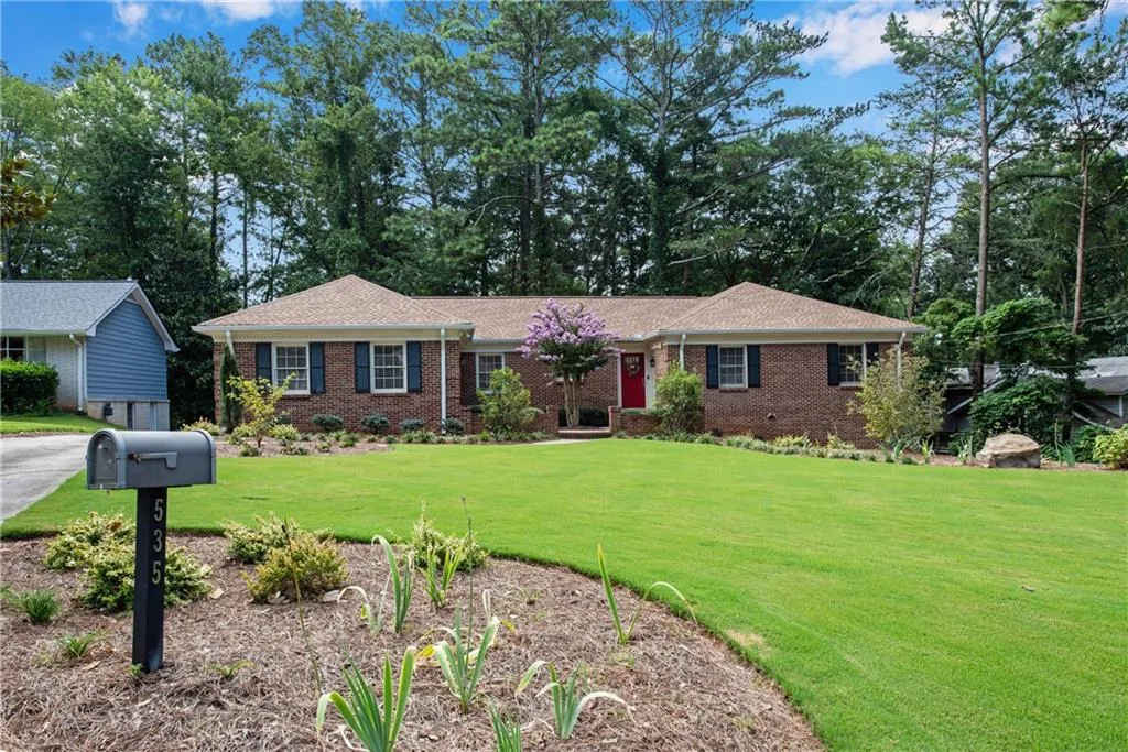 535 Wyncourtney Drive, Atlanta, Georgia 30328, 5 Bedrooms Bedrooms, ,2 BathroomsBathrooms,Residential,Sold,535 Wyncourtney Drive,6781886