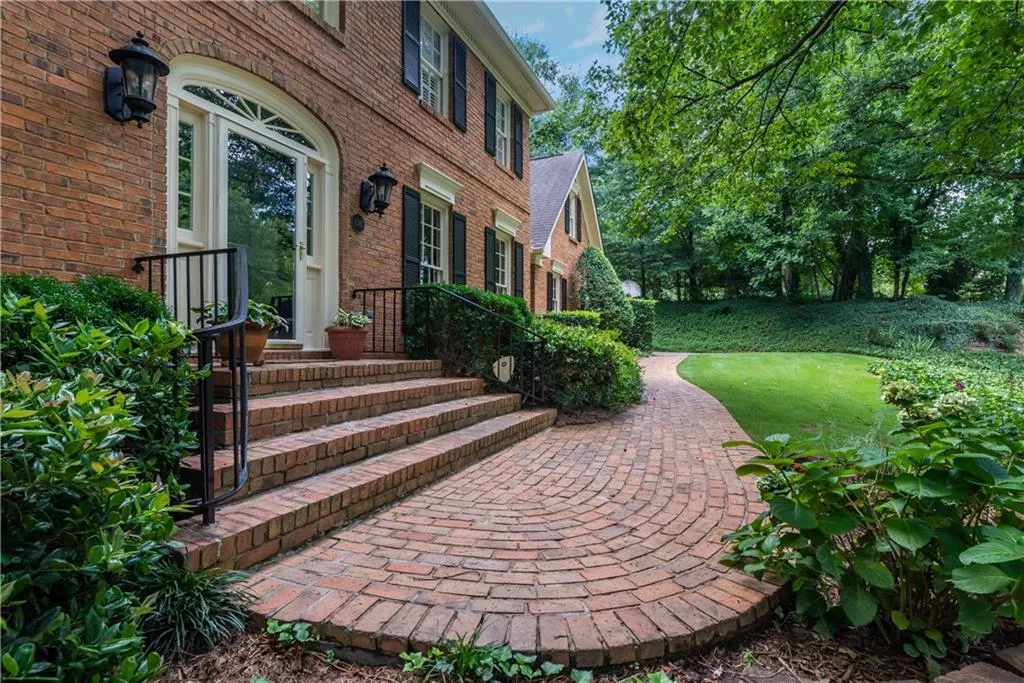 1545 Bakers Glen Drive, Atlanta, Georgia 30350, 4 Bedrooms Bedrooms, ,3 BathroomsBathrooms,Residential,Sold,1545 Bakers Glen Drive,6765555
