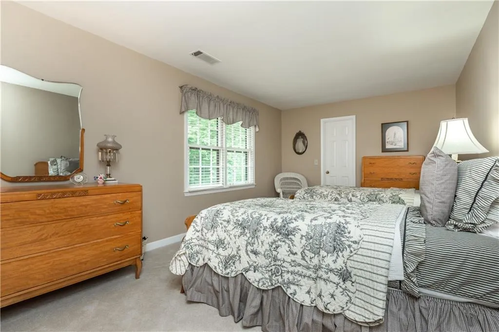 1545 Bakers Glen Drive, Atlanta, Georgia 30350, 4 Bedrooms Bedrooms, ,3 BathroomsBathrooms,Residential,Sold,1545 Bakers Glen Drive,6765555