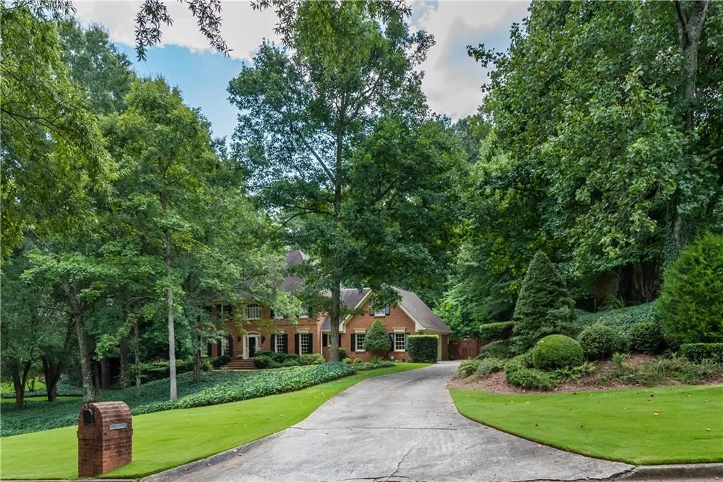 1545 Bakers Glen Drive, Atlanta, Georgia 30350, 4 Bedrooms Bedrooms, ,3 BathroomsBathrooms,Residential,Sold,1545 Bakers Glen Drive,6765555