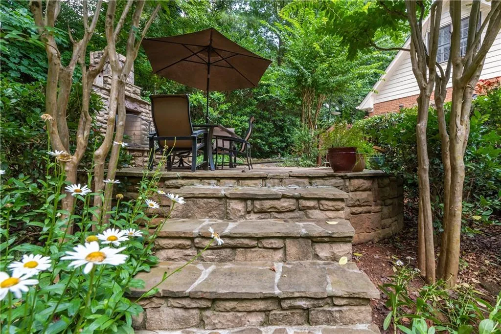 1545 Bakers Glen Drive, Atlanta, Georgia 30350, 4 Bedrooms Bedrooms, ,3 BathroomsBathrooms,Residential,Sold,1545 Bakers Glen Drive,6765555