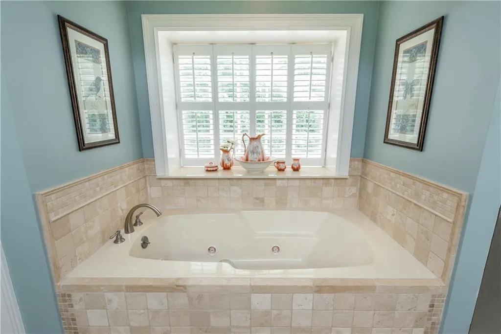 1545 Bakers Glen Drive, Atlanta, Georgia 30350, 4 Bedrooms Bedrooms, ,3 BathroomsBathrooms,Residential,Sold,1545 Bakers Glen Drive,6765555