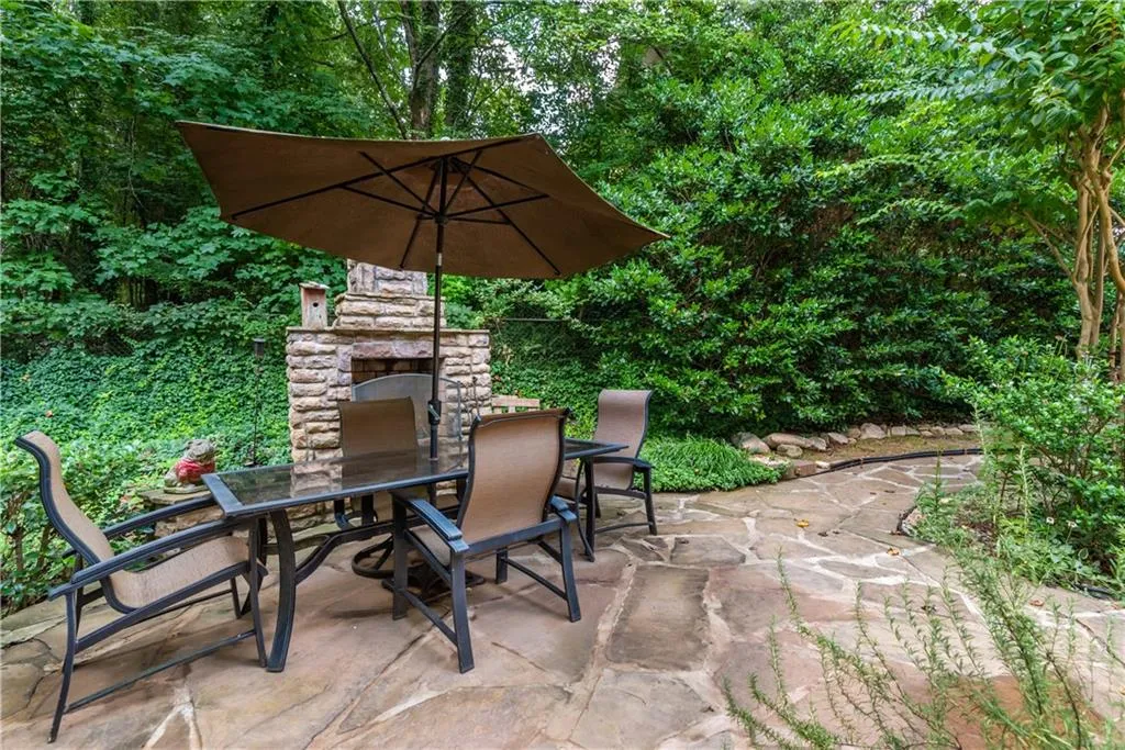 1545 Bakers Glen Drive, Atlanta, Georgia 30350, 4 Bedrooms Bedrooms, ,3 BathroomsBathrooms,Residential,Sold,1545 Bakers Glen Drive,6765555
