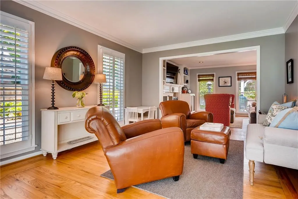 6820 Wright Road, Sandy Springs, Georgia 30328, 4 Bedrooms Bedrooms, ,2 BathroomsBathrooms,Residential,Sold,6820 Wright Road,5854260