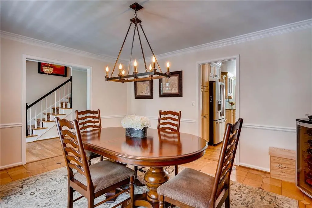 6820 Wright Road, Sandy Springs, Georgia 30328, 4 Bedrooms Bedrooms, ,2 BathroomsBathrooms,Residential,Sold,6820 Wright Road,5854260