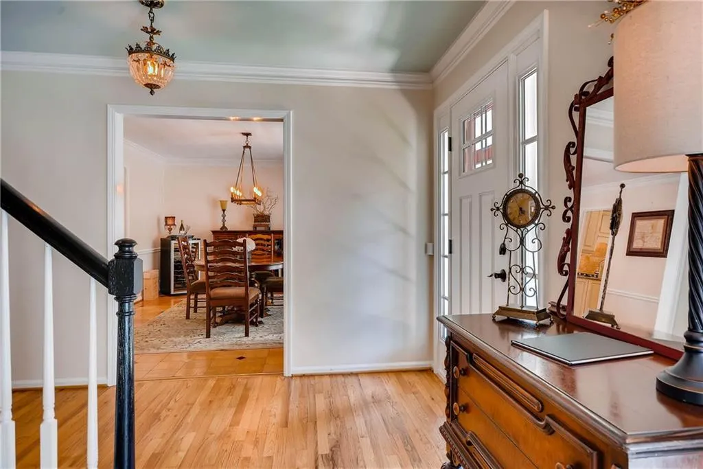 6820 Wright Road, Sandy Springs, Georgia 30328, 4 Bedrooms Bedrooms, ,2 BathroomsBathrooms,Residential,Sold,6820 Wright Road,5854260