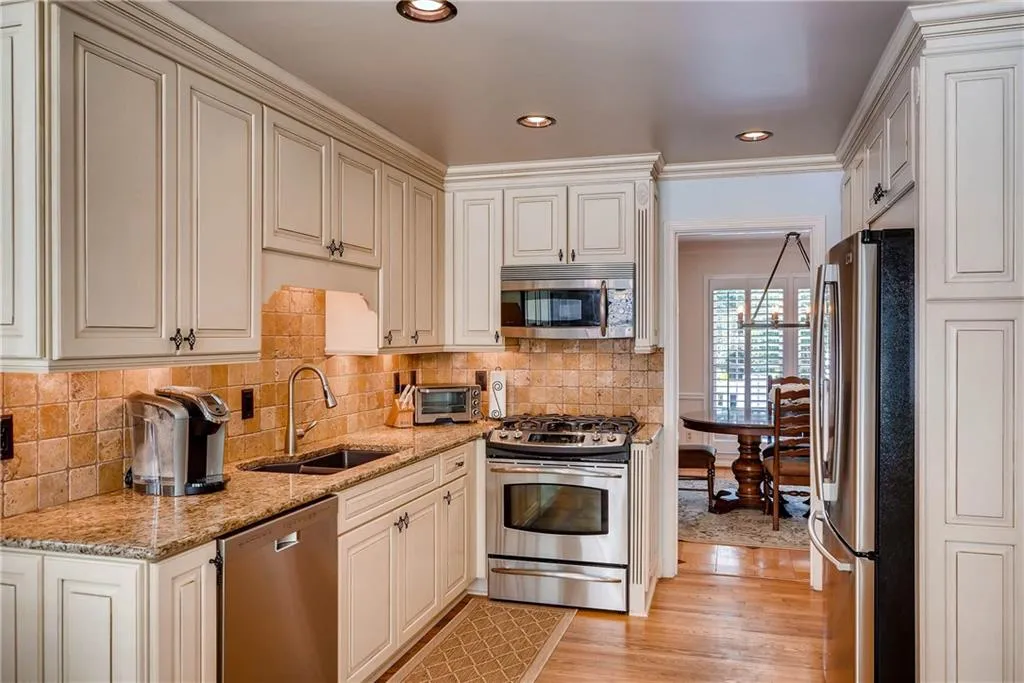 6820 Wright Road, Sandy Springs, Georgia 30328, 4 Bedrooms Bedrooms, ,2 BathroomsBathrooms,Residential,Sold,6820 Wright Road,5854260