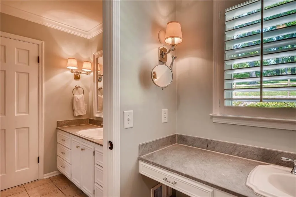 6820 Wright Road, Sandy Springs, Georgia 30328, 4 Bedrooms Bedrooms, ,2 BathroomsBathrooms,Residential,Sold,6820 Wright Road,5854260