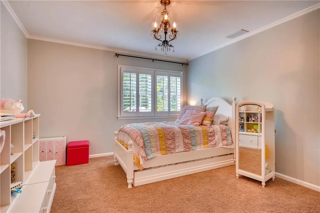 6820 Wright Road, Sandy Springs, Georgia 30328, 4 Bedrooms Bedrooms, ,2 BathroomsBathrooms,Residential,Sold,6820 Wright Road,5854260