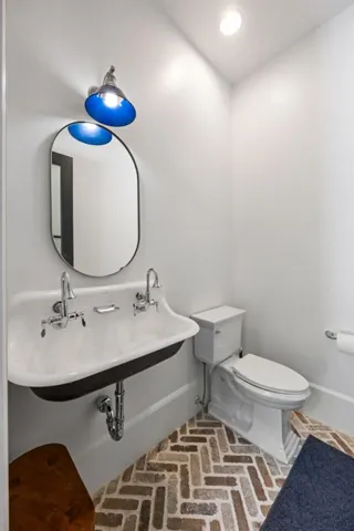 1170