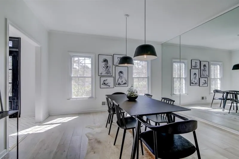 6400 Blackwater Trail, Atlanta, Georgia 30328, 5 Bedrooms Bedrooms, ,3 BathroomsBathrooms,Residential,Sold,6400 Blackwater Trail,6016061