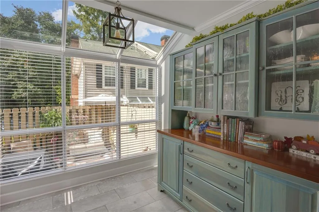 35 Mount Vernon Circle, Sandy Springs, Georgia 30338, 2 Bedrooms Bedrooms, ,2 BathroomsBathrooms,Residential,Sold,35 Mount Vernon Circle,6792924