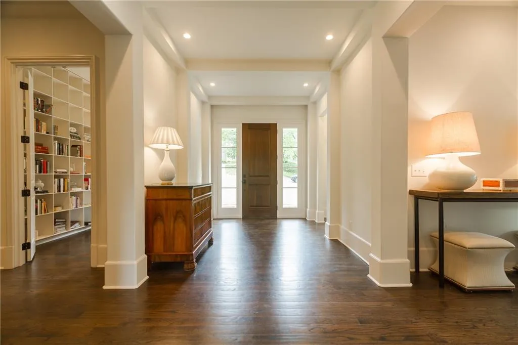 2340 Montview Drive Nw, Atlanta, Georgia 30305, 6 Bedrooms Bedrooms, ,6 BathroomsBathrooms,Residential,Sold,2340 Montview Drive Nw,5842781