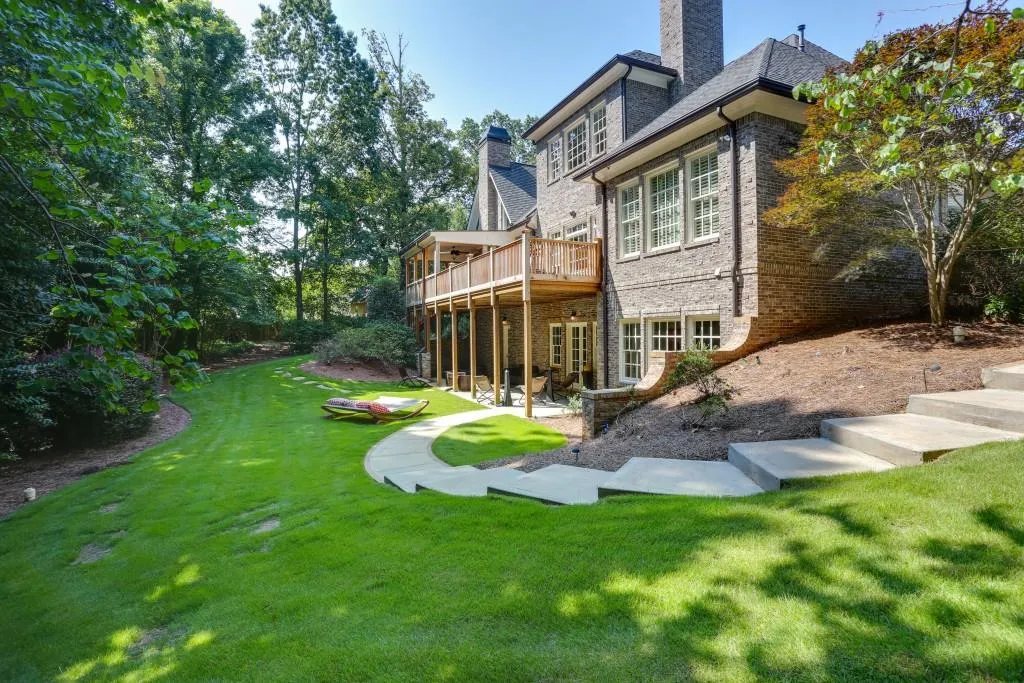 5575 Mount Vernon Parkway, Sandy Springs, Georgia 30327, 7 Bedrooms Bedrooms, ,7 BathroomsBathrooms,Residential,Sold,5575 Mount Vernon Parkway,5849344