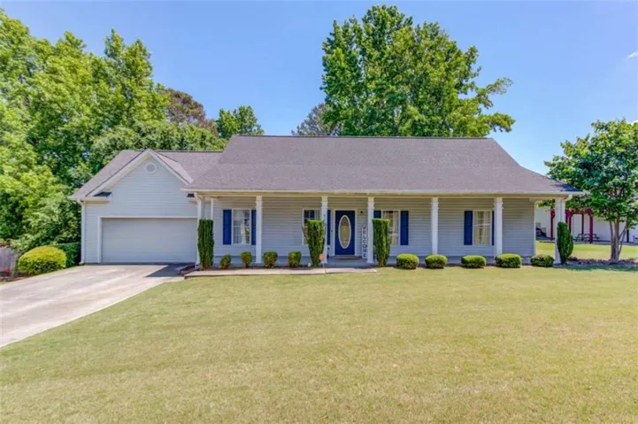 502 Towler Shoals View, Loganville, Georgia 30052