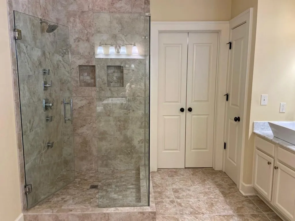 201 Riversgate Drive Unit 37, Atlanta, Georgia 30339, 4 Bedrooms Bedrooms, ,4 BathroomsBathrooms,Residential,Sold,201 Riversgate Drive Unit 37,6971888 201 Riversgate Drive Unit 37, Atlanta, Georgia 30339, 4 Bedrooms Bedrooms, ,4 BathroomsBathrooms,Residential,Sold,201 Riversgate Drive Unit 37,6971888