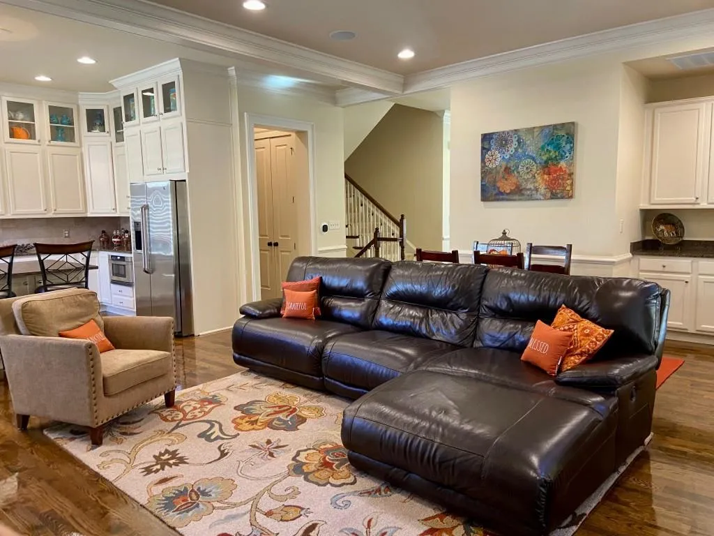 201 Riversgate Drive Unit 37, Atlanta, Georgia 30339, 4 Bedrooms Bedrooms, ,4 BathroomsBathrooms,Residential,Sold,201 Riversgate Drive Unit 37,6971888 201 Riversgate Drive Unit 37, Atlanta, Georgia 30339, 4 Bedrooms Bedrooms, ,4 BathroomsBathrooms,Residential,Sold,201 Riversgate Drive Unit 37,6971888