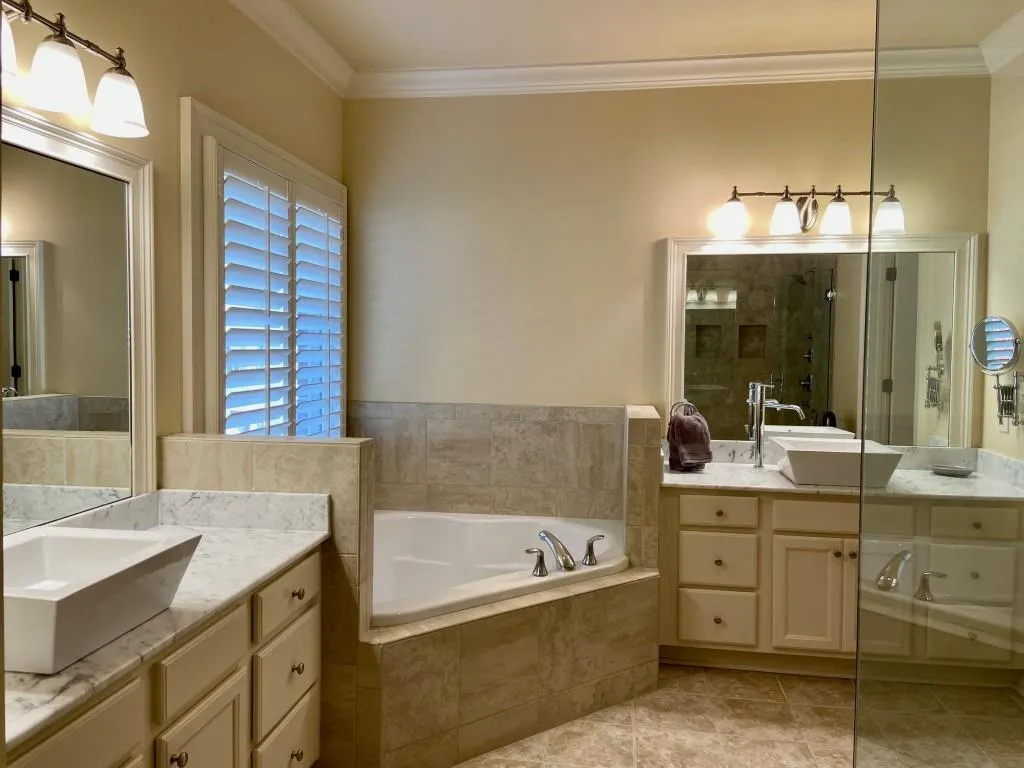 201 Riversgate Drive Unit 37, Atlanta, Georgia 30339, 4 Bedrooms Bedrooms, ,4 BathroomsBathrooms,Residential,Sold,201 Riversgate Drive Unit 37,6971888 201 Riversgate Drive Unit 37, Atlanta, Georgia 30339, 4 Bedrooms Bedrooms, ,4 BathroomsBathrooms,Residential,Sold,201 Riversgate Drive Unit 37,6971888