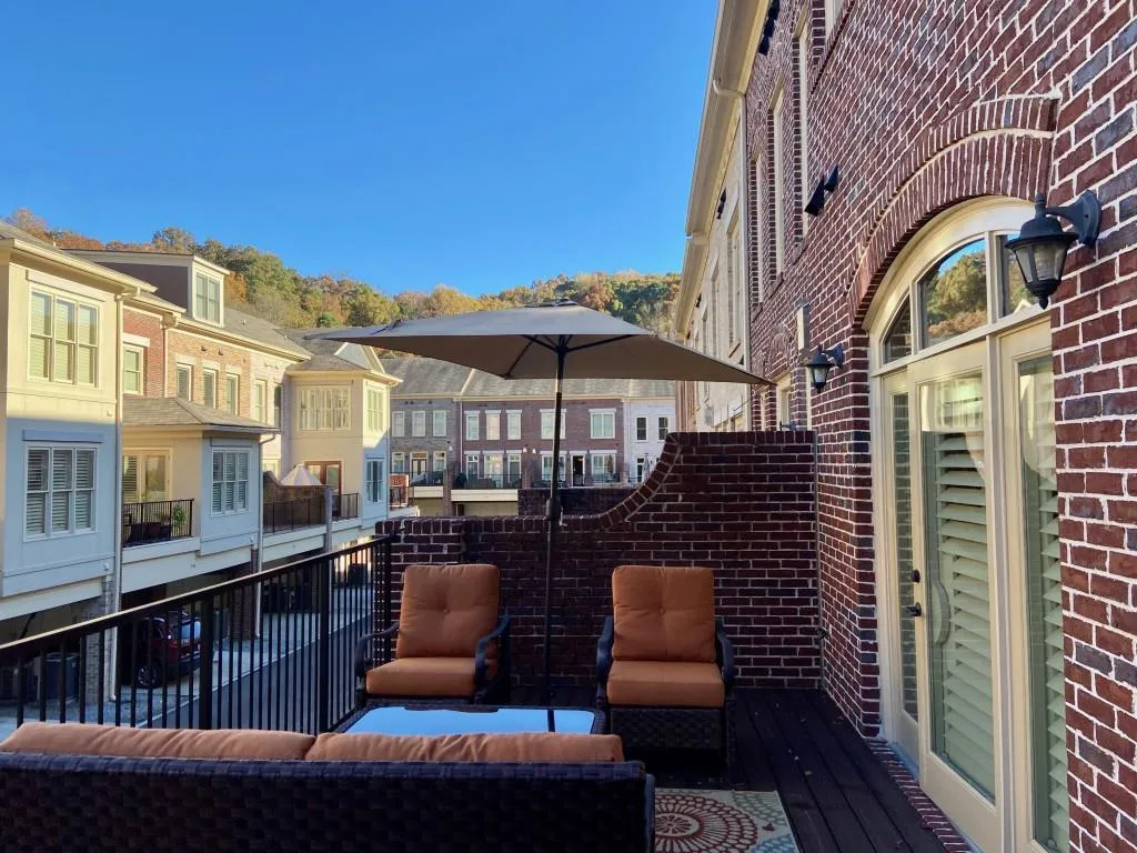 201 Riversgate Drive Unit 37, Atlanta, Georgia 30339, 4 Bedrooms Bedrooms, ,4 BathroomsBathrooms,Residential,Sold,201 Riversgate Drive Unit 37,6971888 201 Riversgate Drive Unit 37, Atlanta, Georgia 30339, 4 Bedrooms Bedrooms, ,4 BathroomsBathrooms,Residential,Sold,201 Riversgate Drive Unit 37,6971888