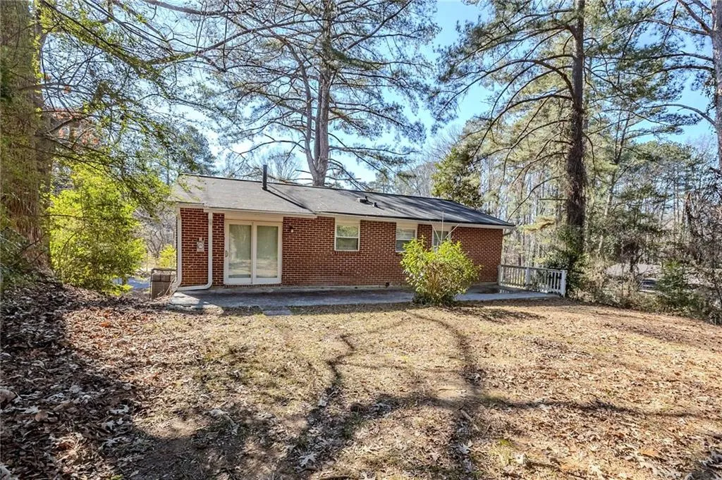 2839 Allegro Drive Nw, Atlanta, Georgia 30318, 5 Bedrooms Bedrooms, ,2 BathroomsBathrooms,Residential,For Sale,2839 Allegro Drive Nw,7507106