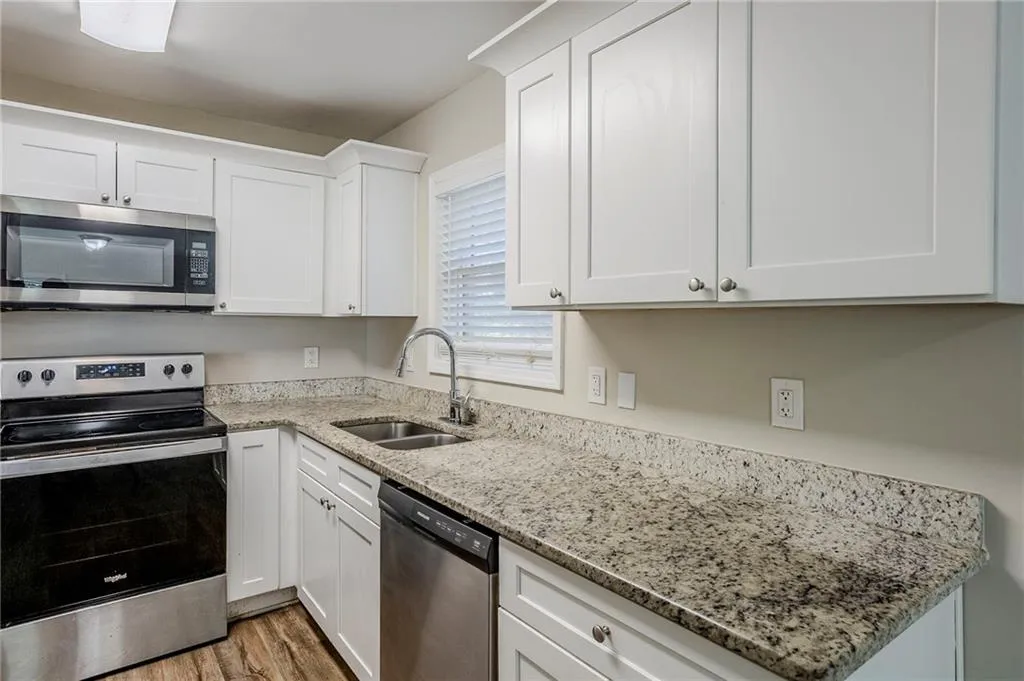 2839 Allegro Drive Nw, Atlanta, Georgia 30318, 5 Bedrooms Bedrooms, ,2 BathroomsBathrooms,Residential,For Sale,2839 Allegro Drive Nw,7507106