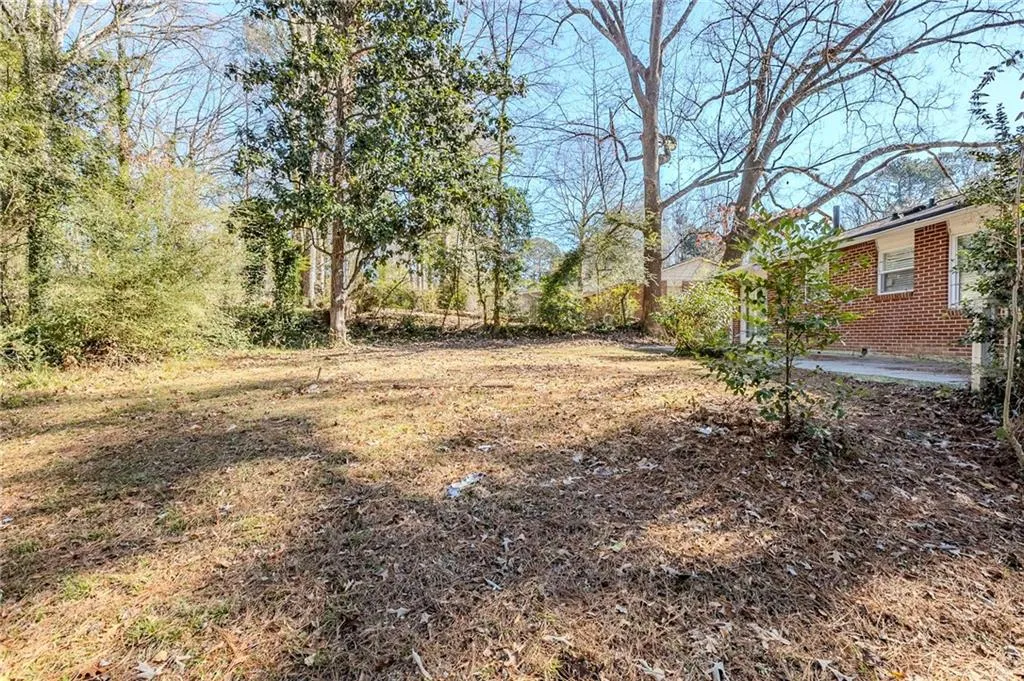 2839 Allegro Drive Nw, Atlanta, Georgia 30318, 5 Bedrooms Bedrooms, ,2 BathroomsBathrooms,Residential,For Sale,2839 Allegro Drive Nw,7507106