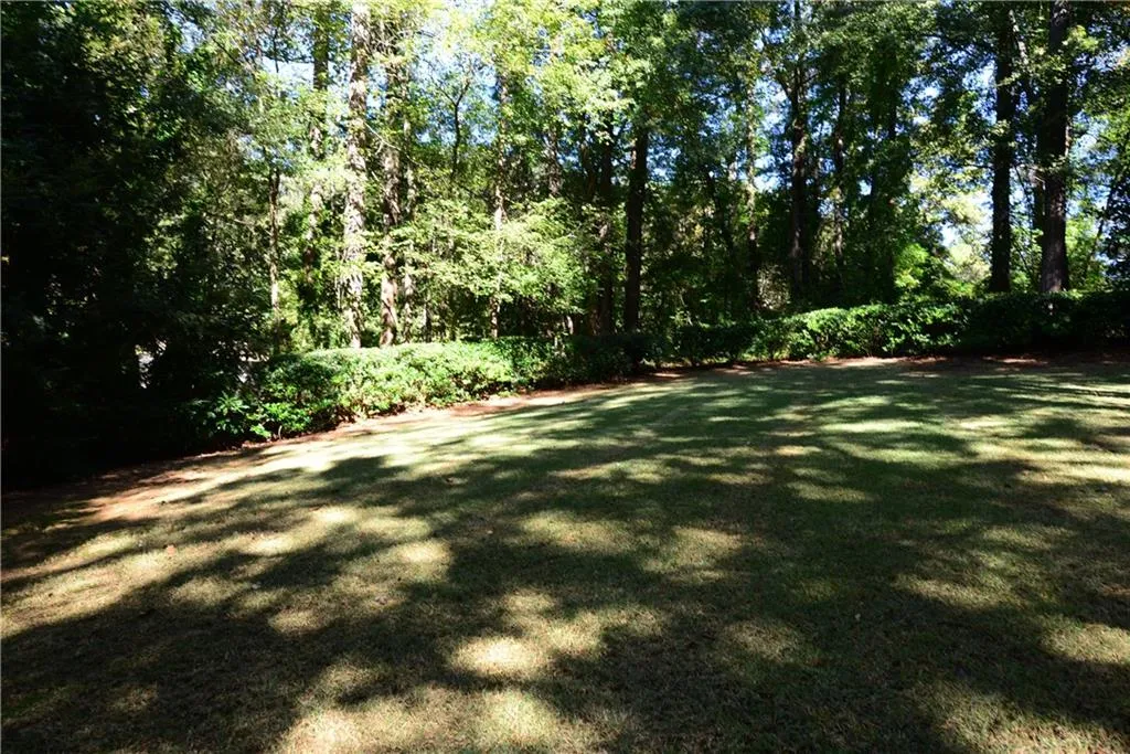 5040 Northside Drive, Sandy Springs, Georgia 30327, 7 Bedrooms Bedrooms, ,7 BathroomsBathrooms,Residential,Sold,5040 Northside Drive,5722266