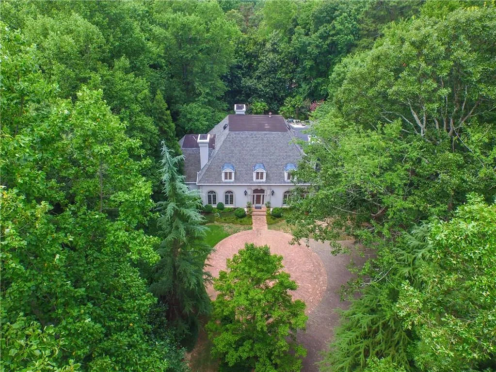 5040 Northside Drive, Sandy Springs, Georgia 30327, 7 Bedrooms Bedrooms, ,7 BathroomsBathrooms,Residential,Sold,5040 Northside Drive,5722266