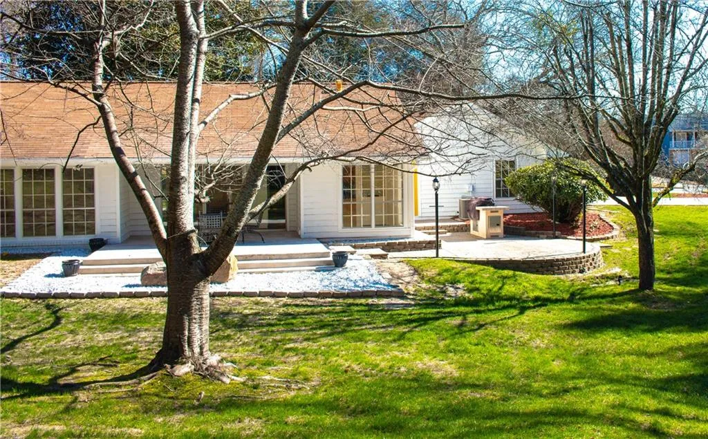 7230 Northgreen Drive, Sandy Springs, Georgia 30328, 4 Bedrooms Bedrooms, ,2 BathroomsBathrooms,Residential,Sold,7230 Northgreen Drive,6519553