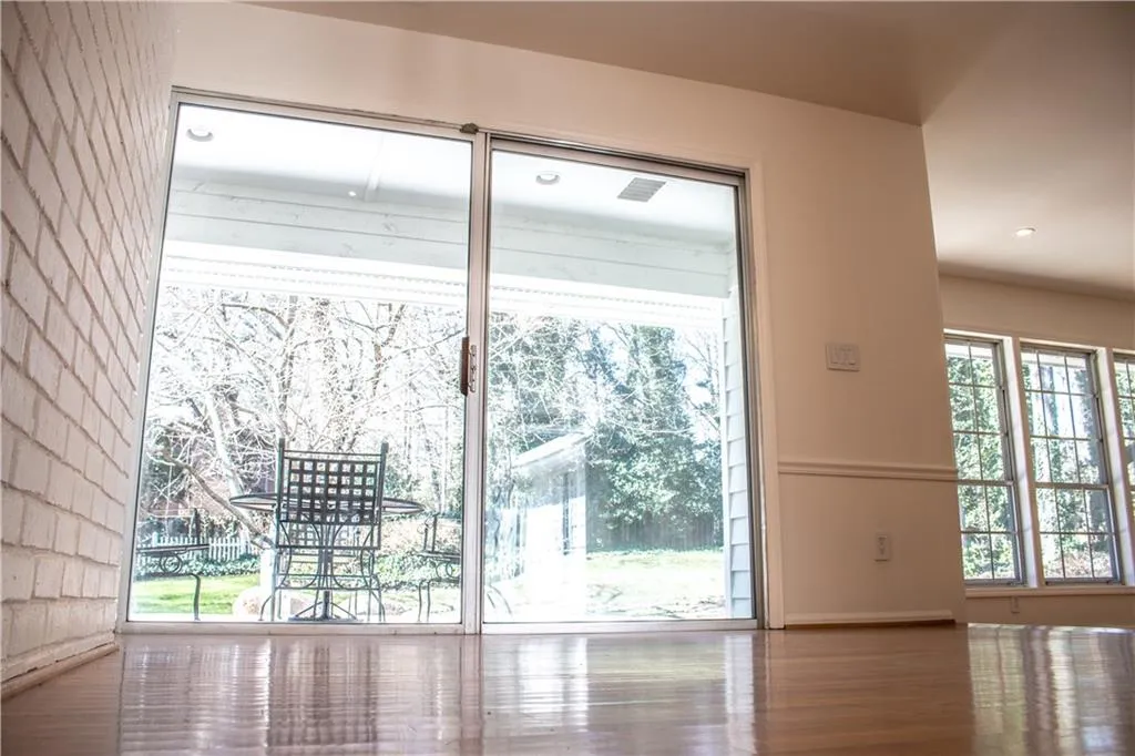 7230 Northgreen Drive, Sandy Springs, Georgia 30328, 4 Bedrooms Bedrooms, ,2 BathroomsBathrooms,Residential,Sold,7230 Northgreen Drive,6519553