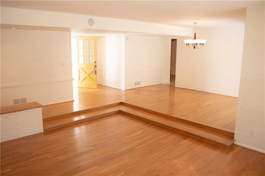 7230 Northgreen Drive, Sandy Springs, Georgia 30328, 4 Bedrooms Bedrooms, ,2 BathroomsBathrooms,Residential,Sold,7230 Northgreen Drive,6519553