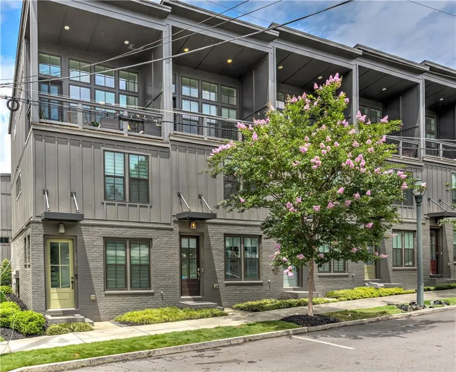 Atlanta, GA 30318