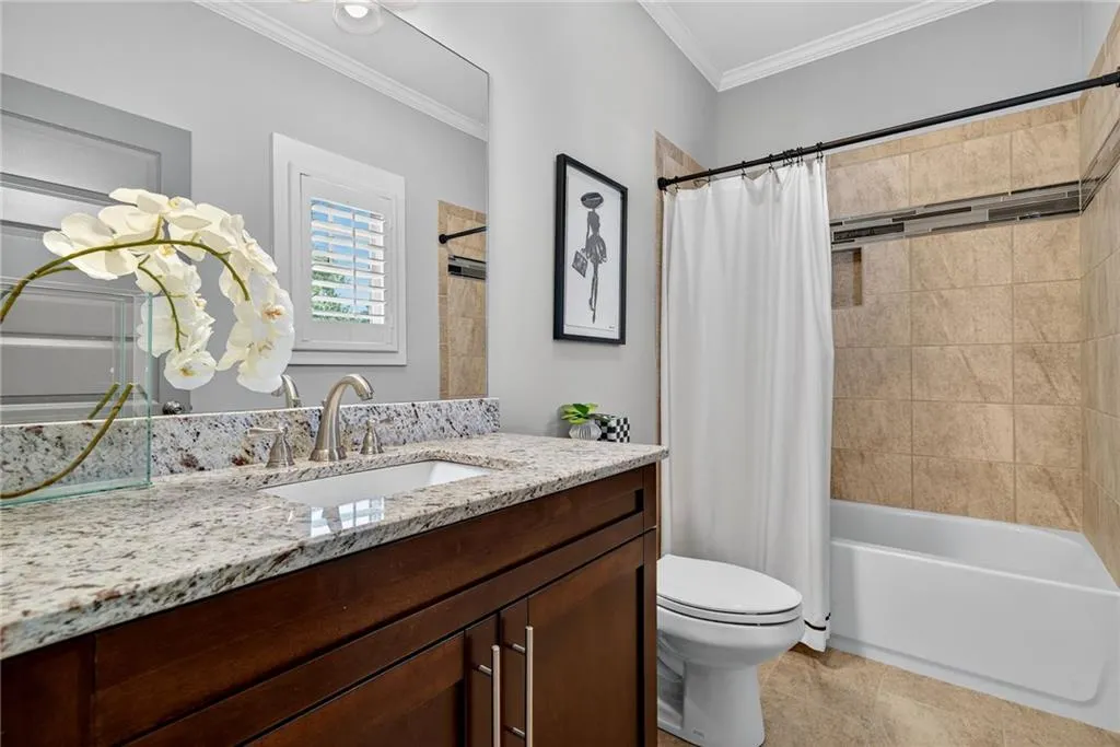 2603 Apple Valley Road Ne, Atlanta, Georgia 30319, 4 Bedrooms Bedrooms, ,3 BathroomsBathrooms,Residential,For Sale,2603 Apple Valley Road Ne,7626622
