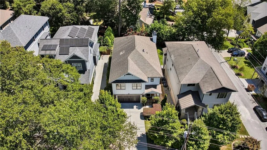 2603 Apple Valley Road Ne, Atlanta, Georgia 30319, 4 Bedrooms Bedrooms, ,3 BathroomsBathrooms,Residential,For Sale,2603 Apple Valley Road Ne,7626622