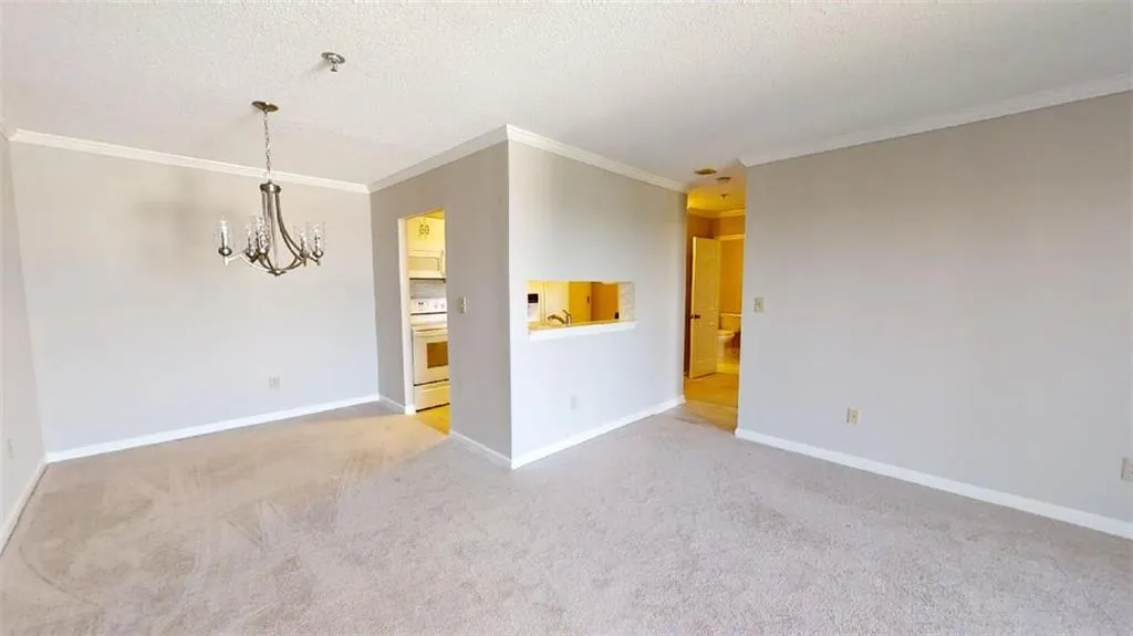 300 Johnson Ferry Road Ne Unit A1010, Atlanta, Georgia 30328, 1 Bedroom Bedrooms, ,1 BathroomBathrooms,Residential,Sold,300 Johnson Ferry Road Ne Unit A1010,6733756