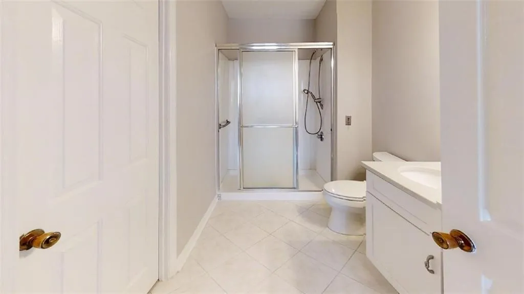 300 Johnson Ferry Road Ne Unit A1010, Atlanta, Georgia 30328, 1 Bedroom Bedrooms, ,1 BathroomBathrooms,Residential,Sold,300 Johnson Ferry Road Ne Unit A1010,6733756