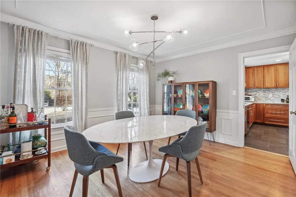 1125 Winding Creek Trail, Sandy Springs, Georgia 30328, 4 Bedrooms Bedrooms, ,3 BathroomsBathrooms,Residential,Sold,1125 Winding Creek Trail,7157886